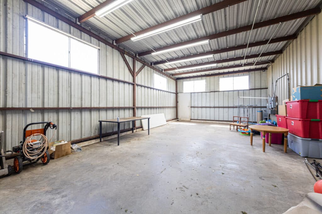985 CR 301, Shiner, TX 77984 — public listing photo 23