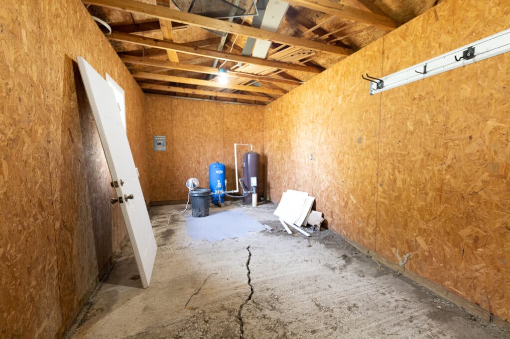 985 CR 301, Shiner, TX 77984 — public listing photo 26