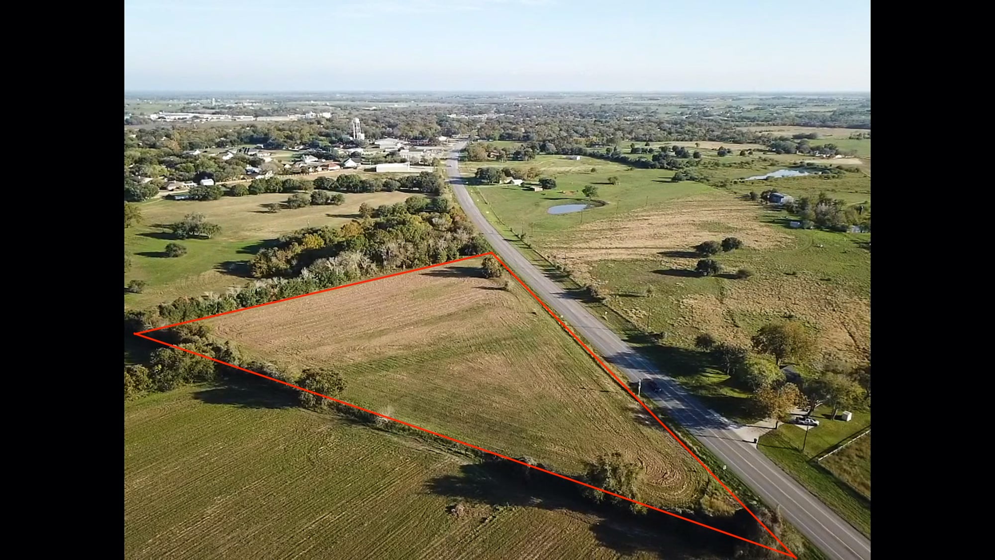 000 Hwy 90a, Shiner, Texas 77984 — public listing photo 1